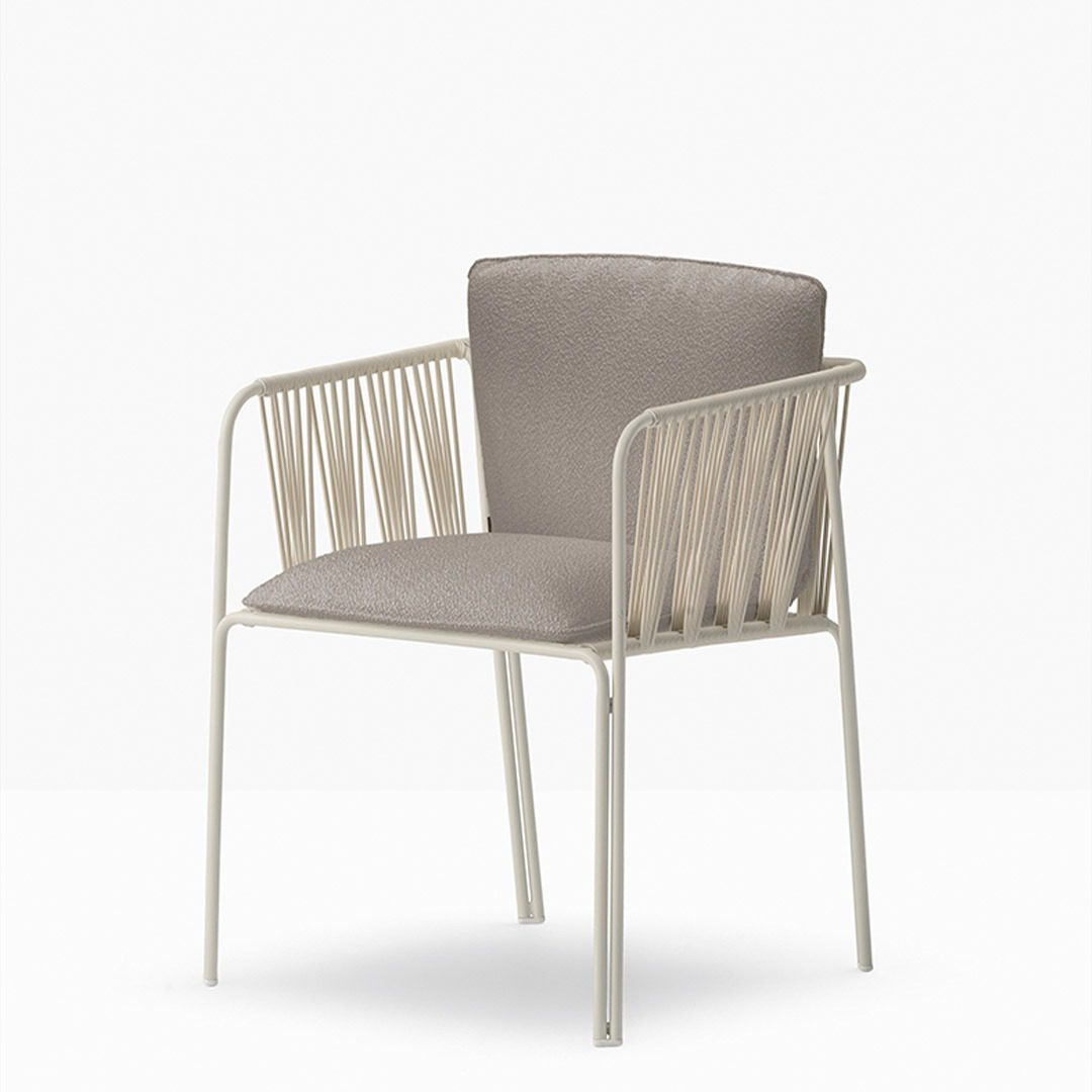kourtis inhouse nari armchair 2