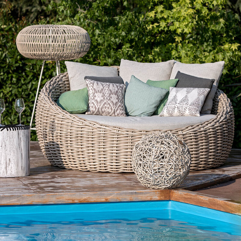 kourtis outdoor daybed bubble living