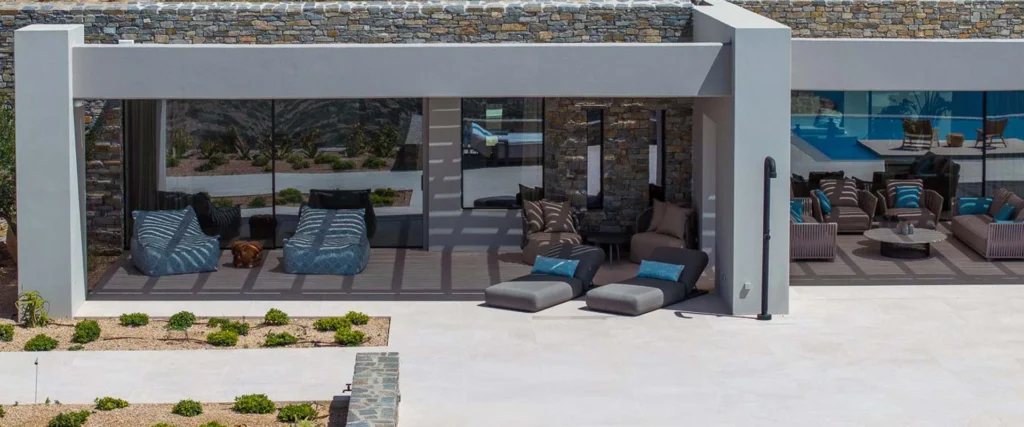 kourtis contract porfolio pvd paros char