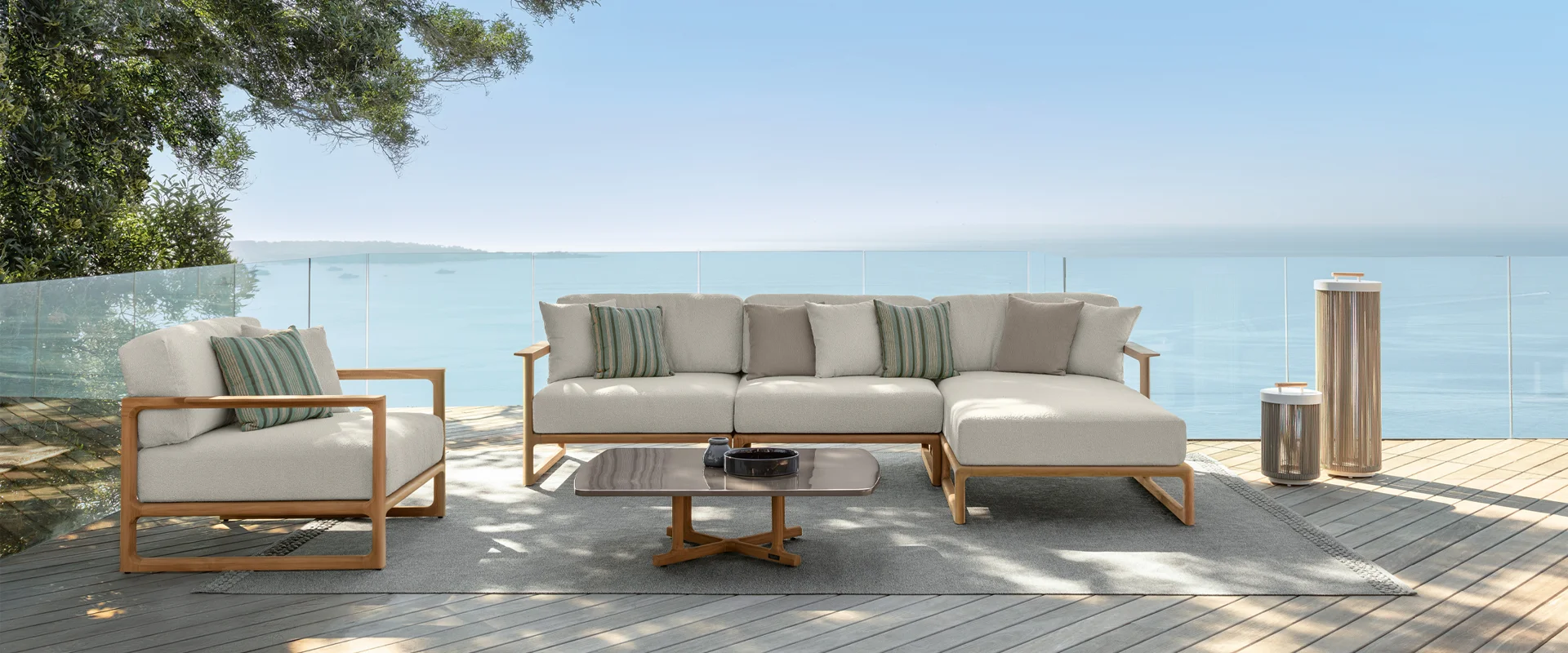 Outdoor homepage slider